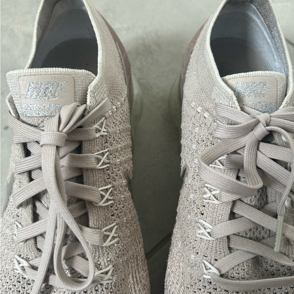 EUC Nike Air Vapormax Flyknit ‘String’ Women’s - Picture 6 of 9